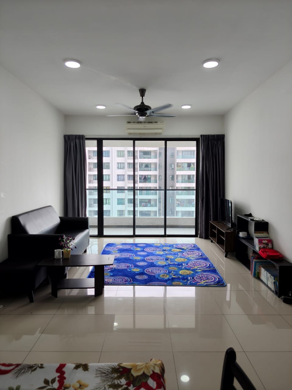 Ruang tamu unit kediaman Paragon 3